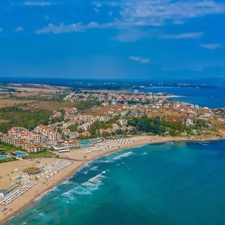 Oasis Del Mare Front Semesteranläggning (resort)