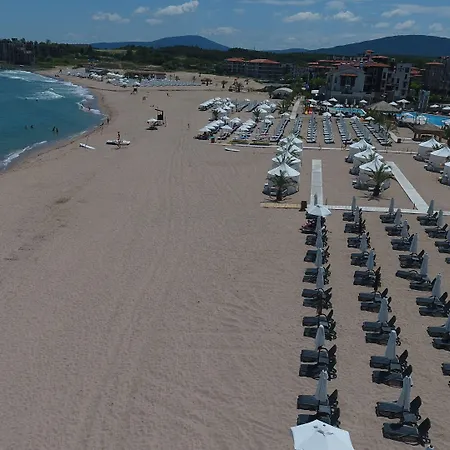 Semesteranläggning (resort) Oasis Del Mare Front 4*