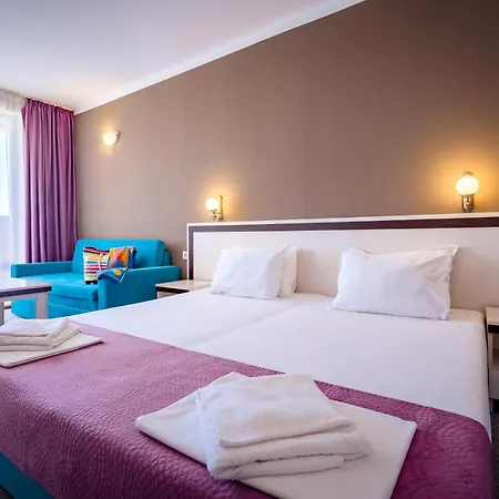 Semesteranläggning (resort) Oasis Del Mare Front