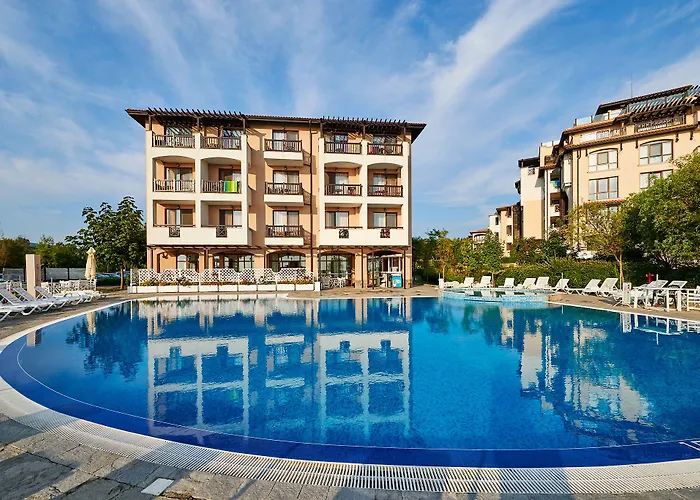 Oasis Del Mare Front