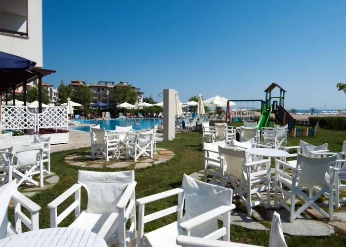 Oasis Del Mare Front Lozenets