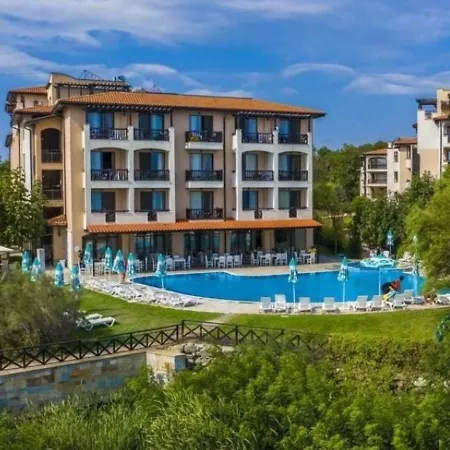 Resort Oasis Del Mare Front 4*