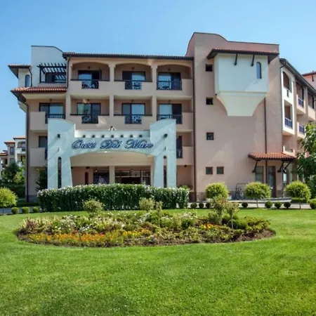 Ośrodek wypoczynkowy Oasis Del Mare Front Łozenec