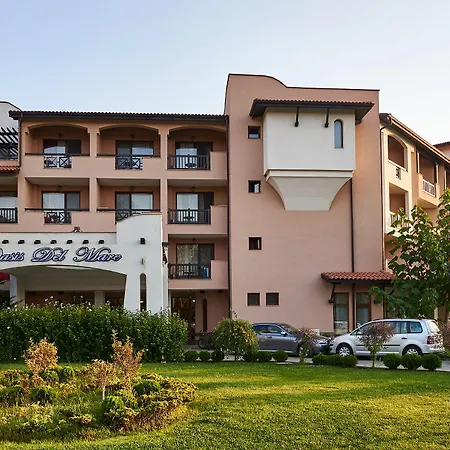 Oasis Del Mare Front Resort 4*