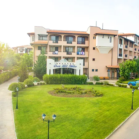 Resort Oasis Del Mare Front